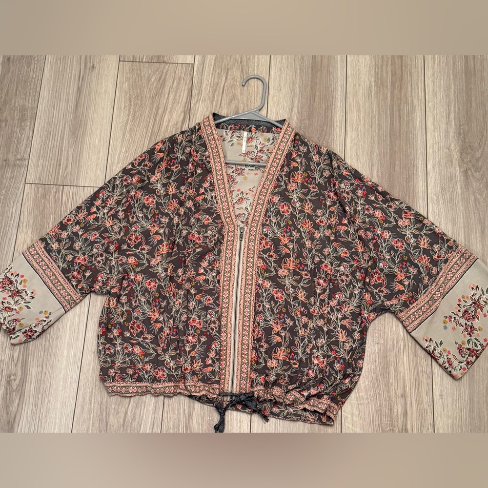 Urban Outfitters Floral Kimono Blouse - Black and Red